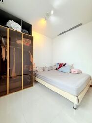 Concourse Skyline (D7), Apartment #568205031